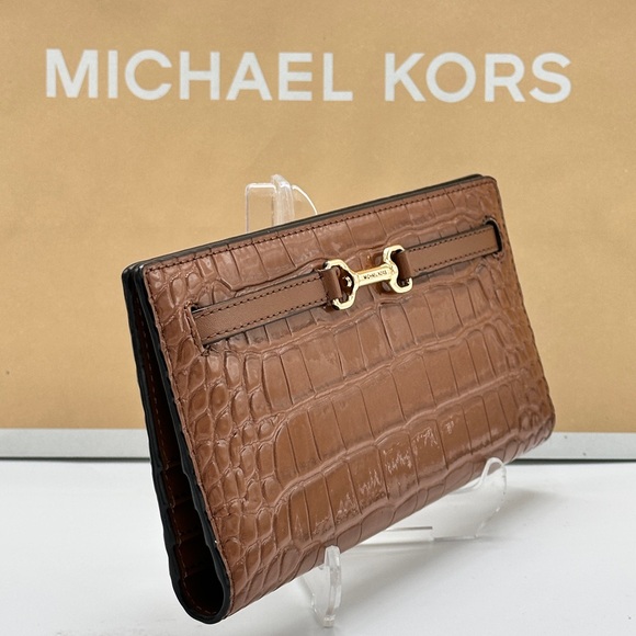 Michael Kors Carson Large Crocodile Embossed Wallet Luggage - Picture 4 of 13